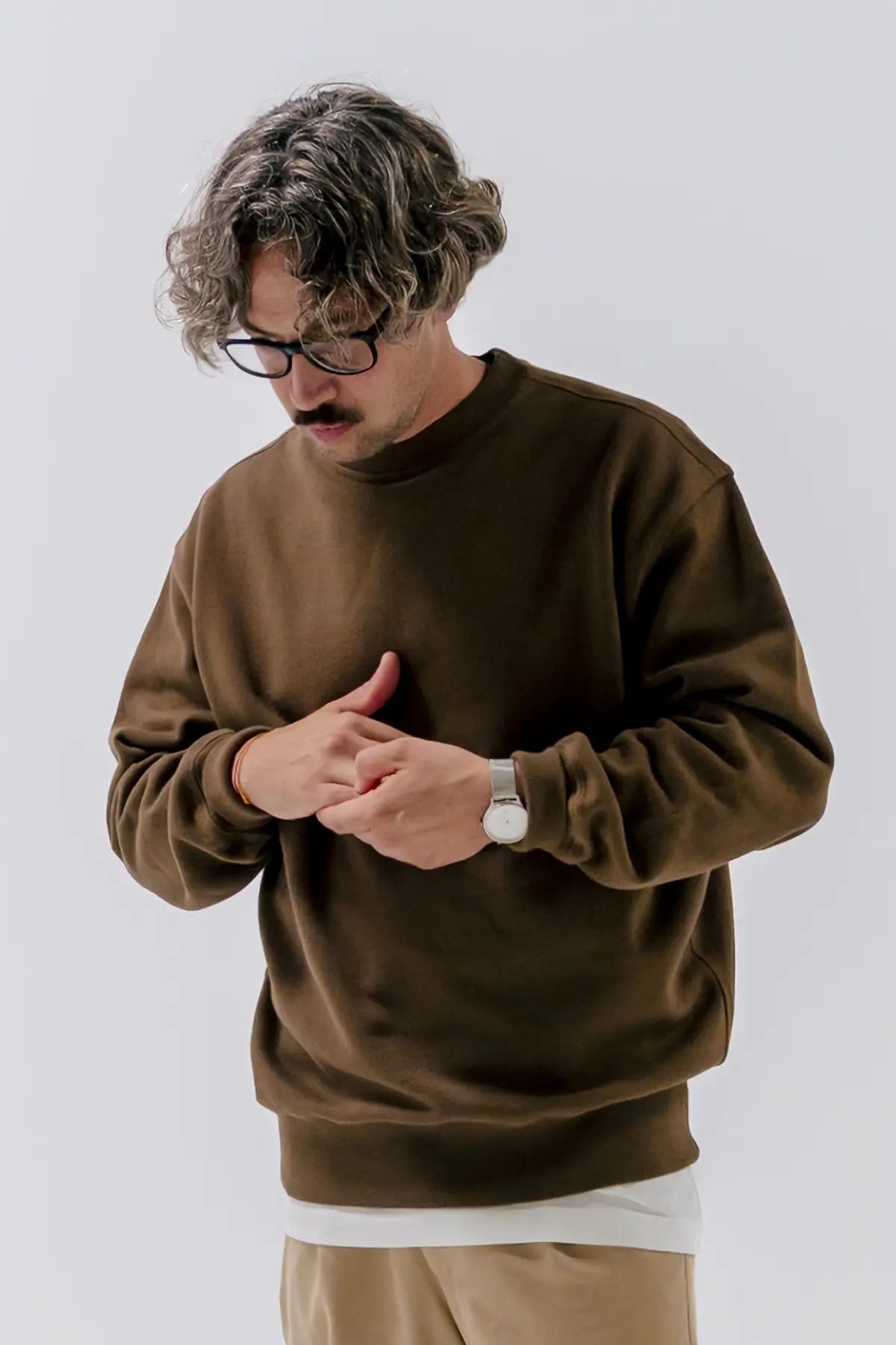 the umber crewneck.