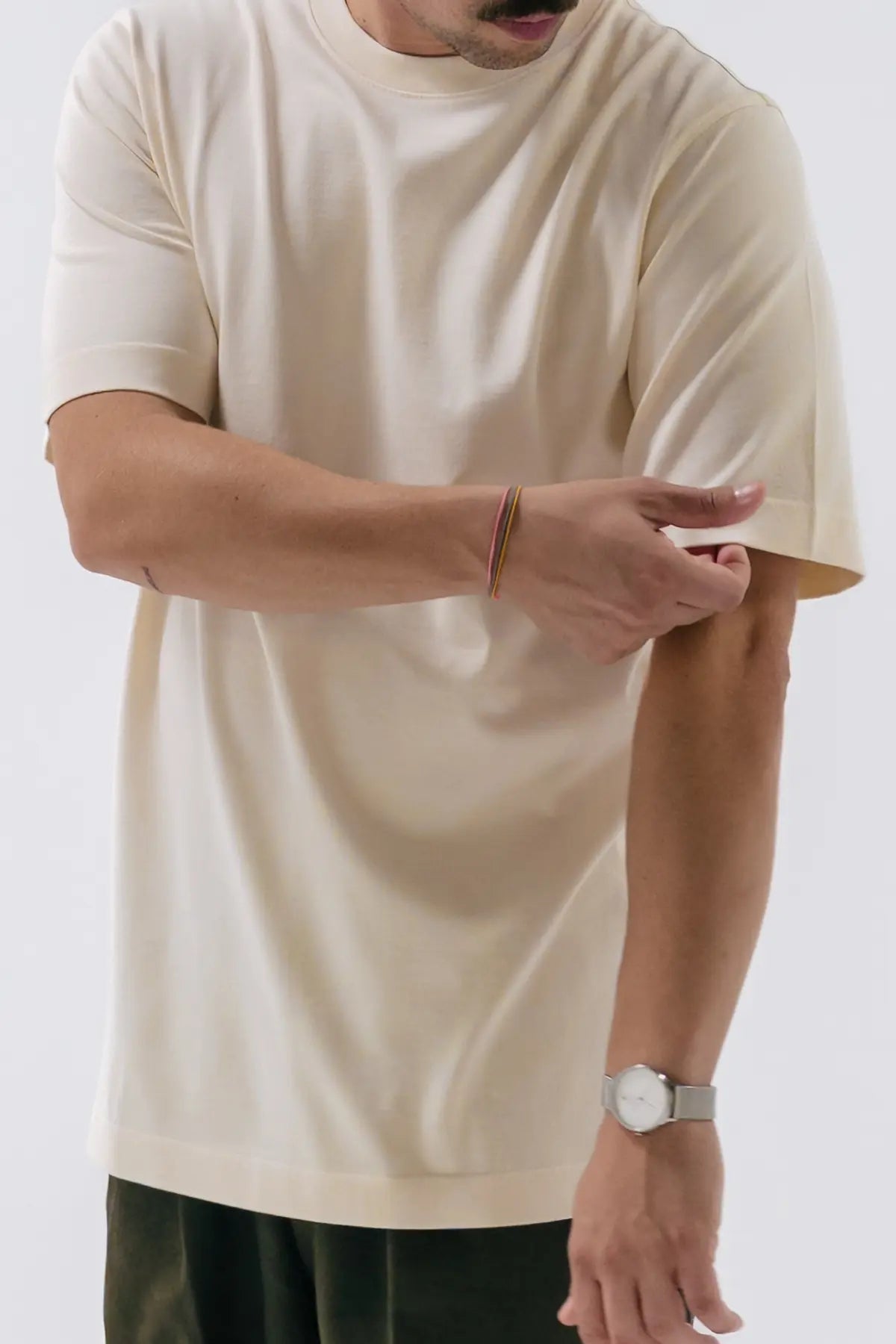 the all-natural bare ecru tee.