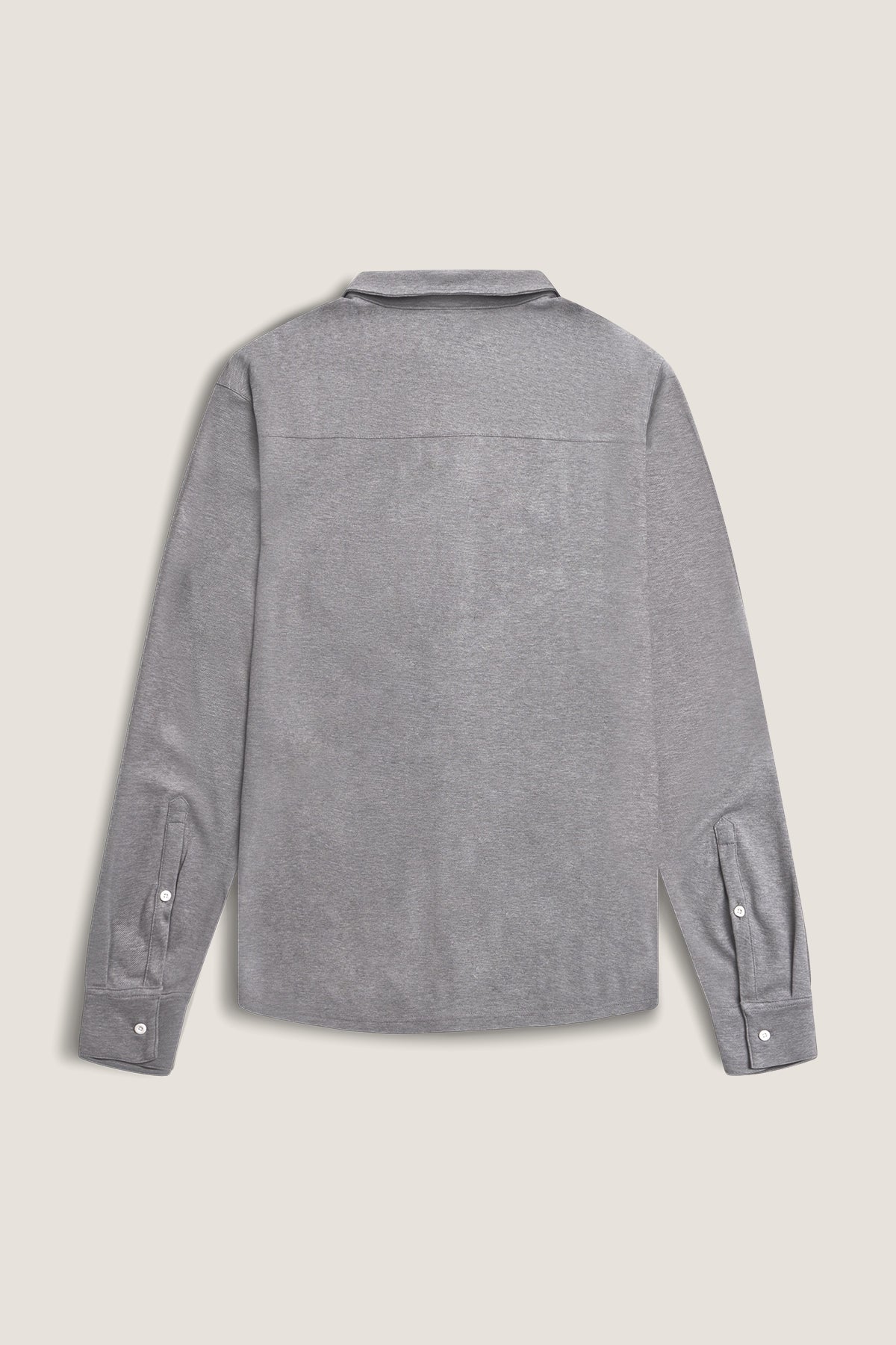 the piqué shirt.